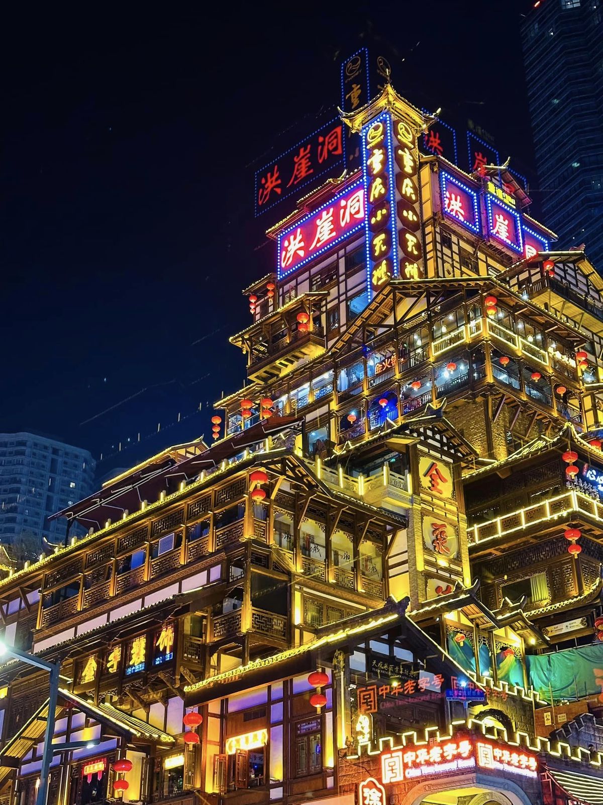 Top 3 chợ thời trang Quảng Châu nổi tiếng nhất cho dân buôn 2025