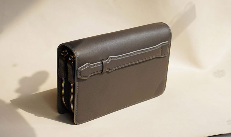 Tại sao nên nhập ví cầm tay tại Quảng Châu?